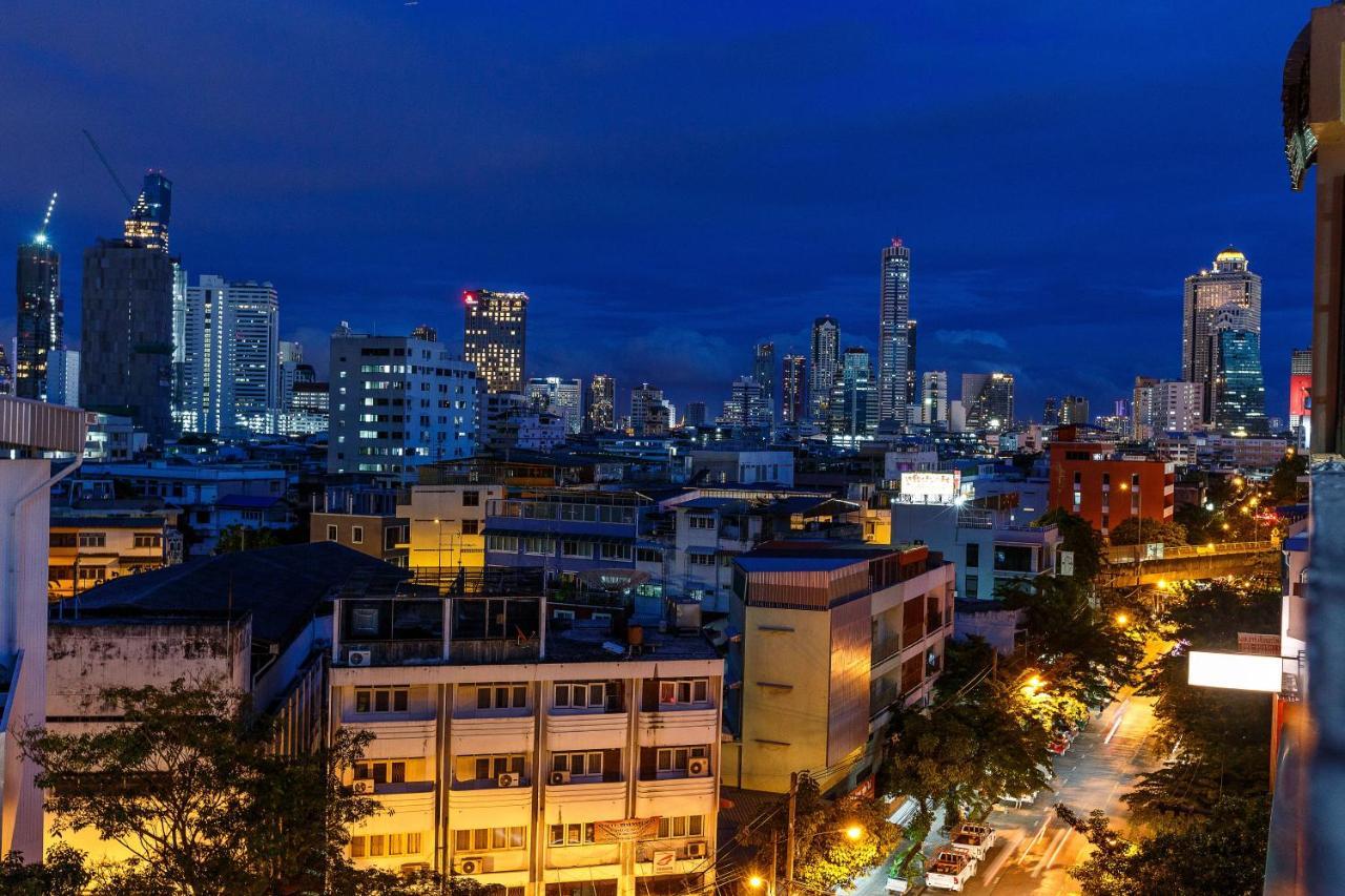 Rest24 Residence Bangkok Exterior foto